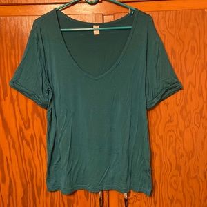 Large Women’s V-Neck